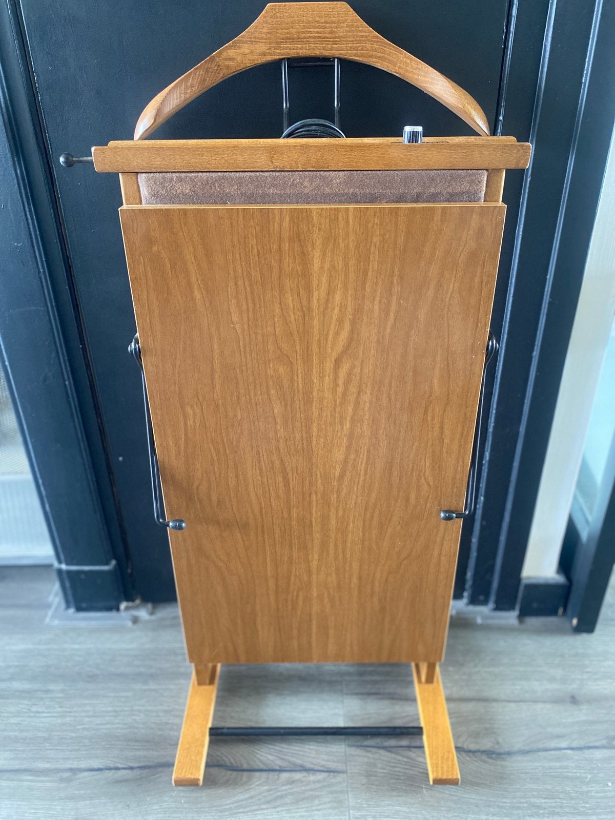 Vintage italiaanse Electro Valet Stand - Houten dressboy, Ophalen of Verzenden, Gebruikt