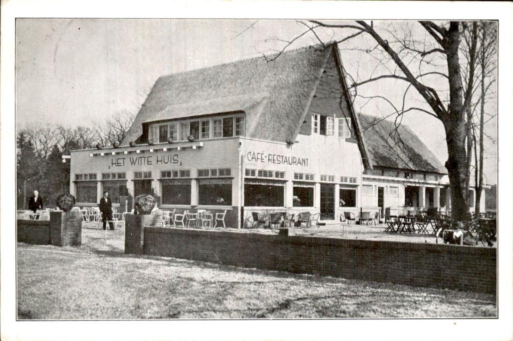 Rinsumageest - Het Witte Huis - Café-Restaurant Donkerbroek, Ophalen of Verzenden, 1940 tot 1960, Gelopen, Friesland