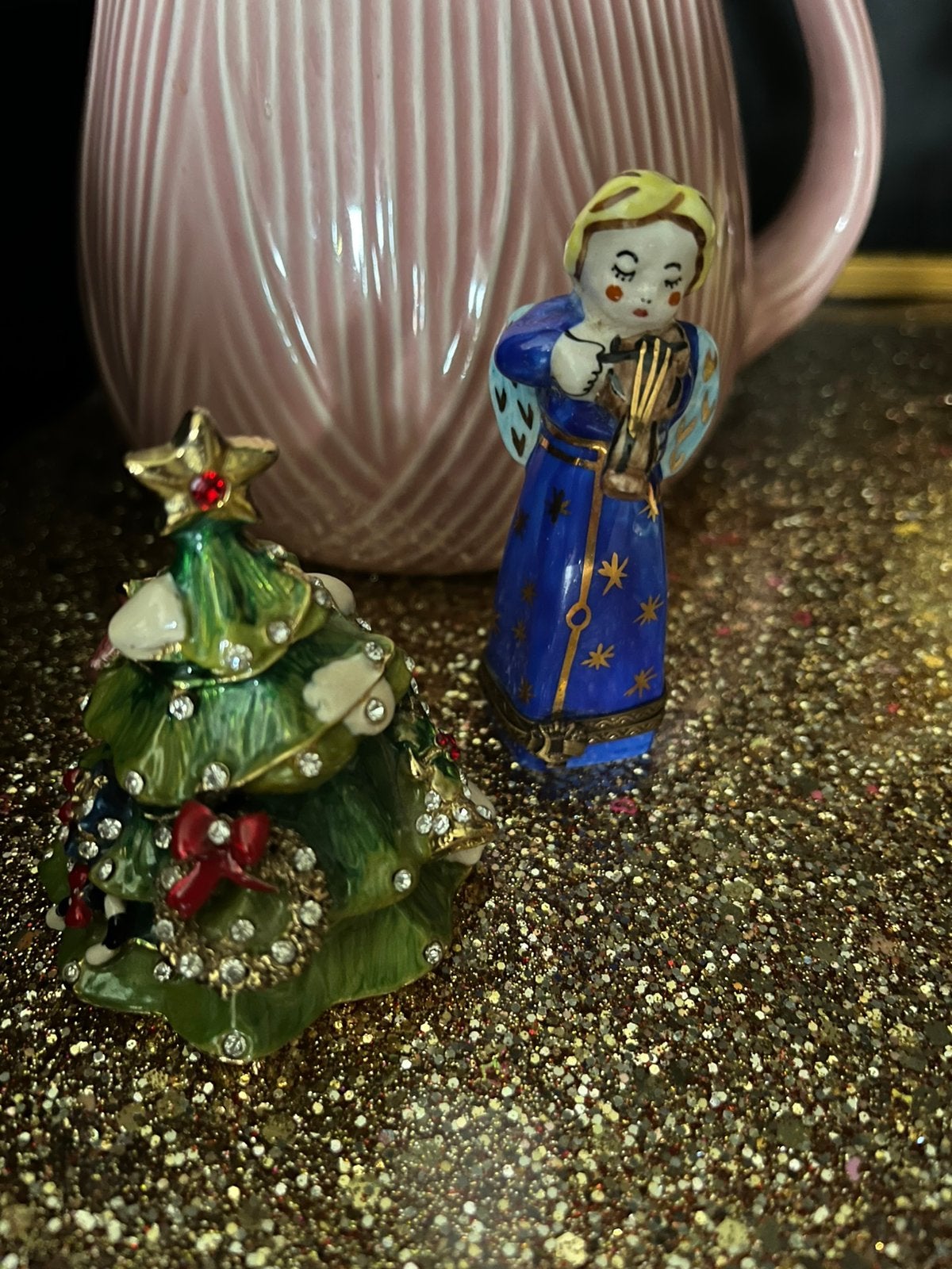 Engel met viool vintageporselein pillendoosje Limoges France, Verzenden, Zo goed als nieuw
