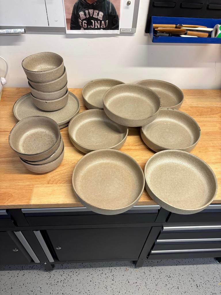 Pepper & Salt Urban Collectie 16-delig Servies, Huis en Inrichting, Ophalen, Keramiek, Zo goed als nieuw, Effen