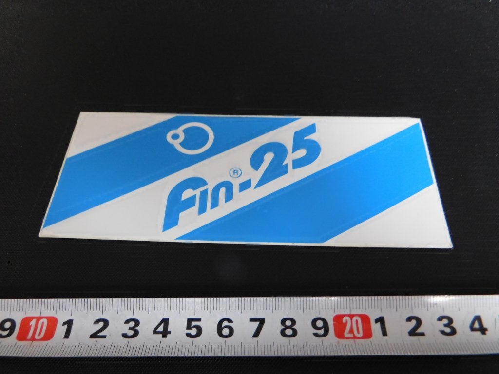 sticker logo FIN - 25, Ophalen, Zo goed als nieuw