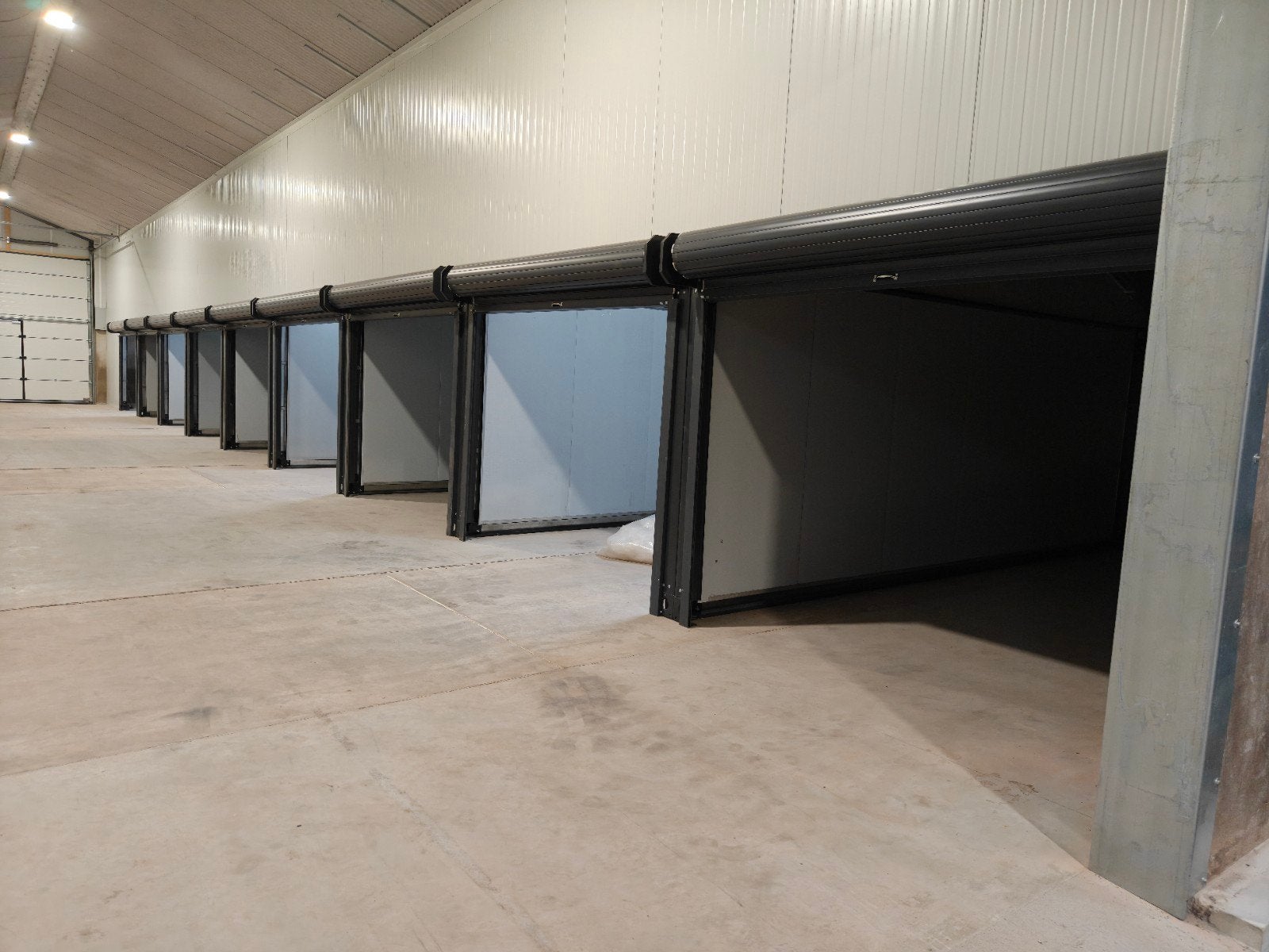 Garageboxen en Caravanstalling, Auto diversen, Autostallingen en Garages