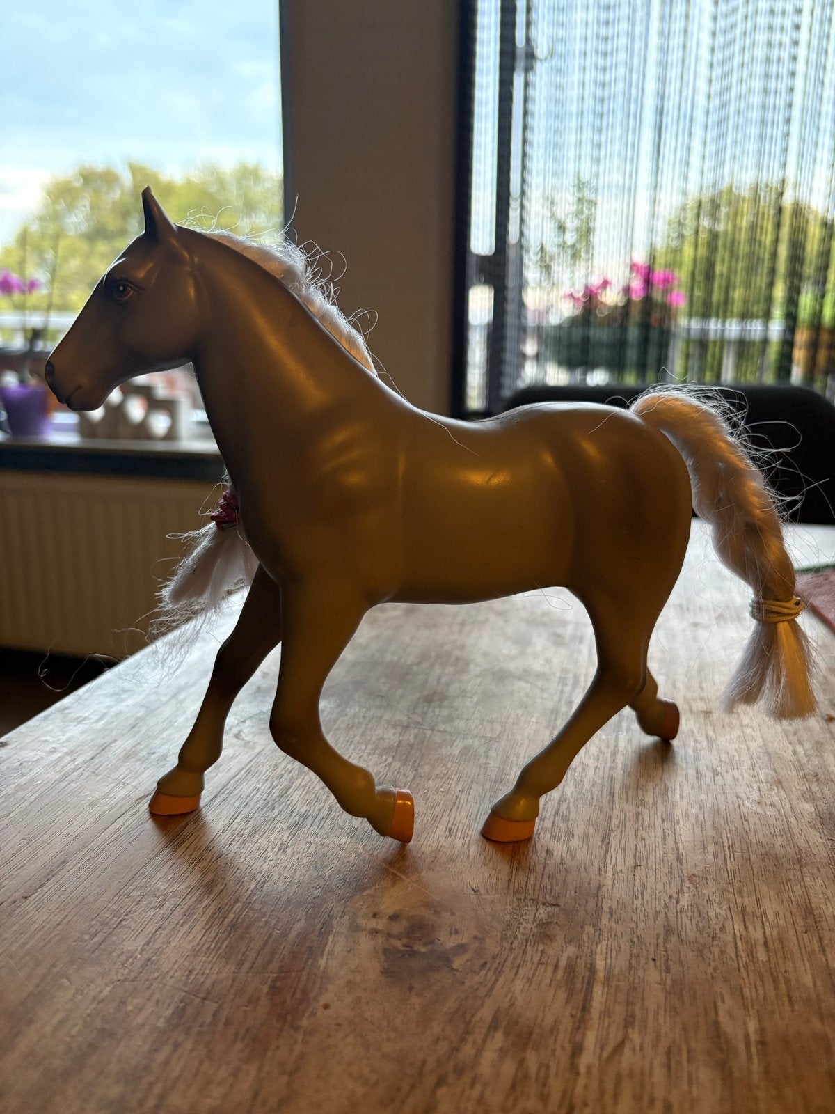 Speelgoedpaard met lange manen en staart, Kinderen en Baby's, Ophalen of Verzenden, Gebruikt, Jongen of Meisje