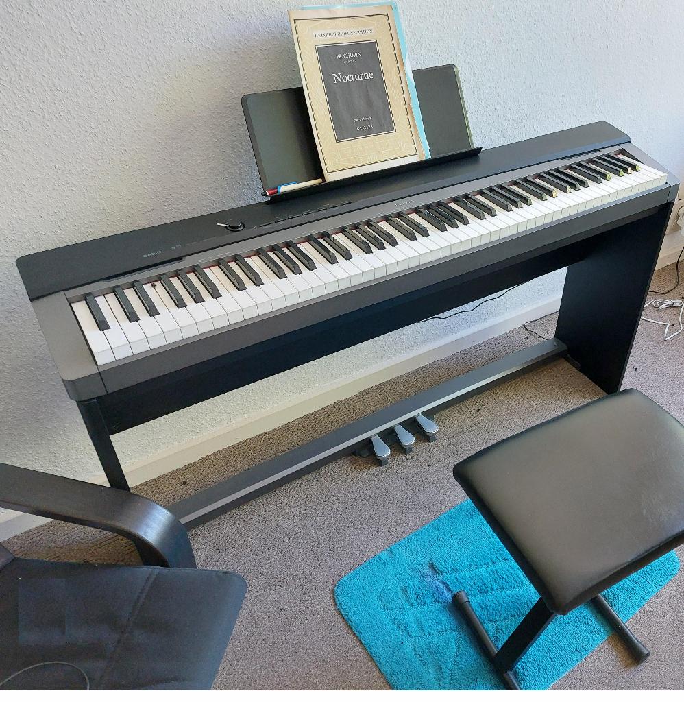 Casio Privia PX-130, Muziek en Instrumenten, Piano's, Ophalen, Zwart, Digitaal, Zo goed als nieuw