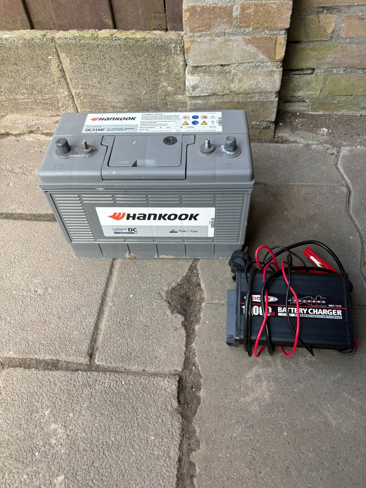 Accu 12v 100AH + lader, Ophalen, Gebruikt
