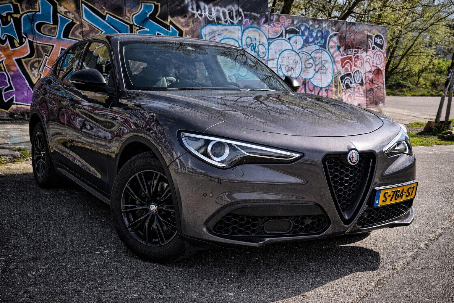 Alfa Romeo Stelvio 2.0 T AWD 280PK / ACC / PANO, 4 cilinders, Leder, Bedrijf, 93 €/maand