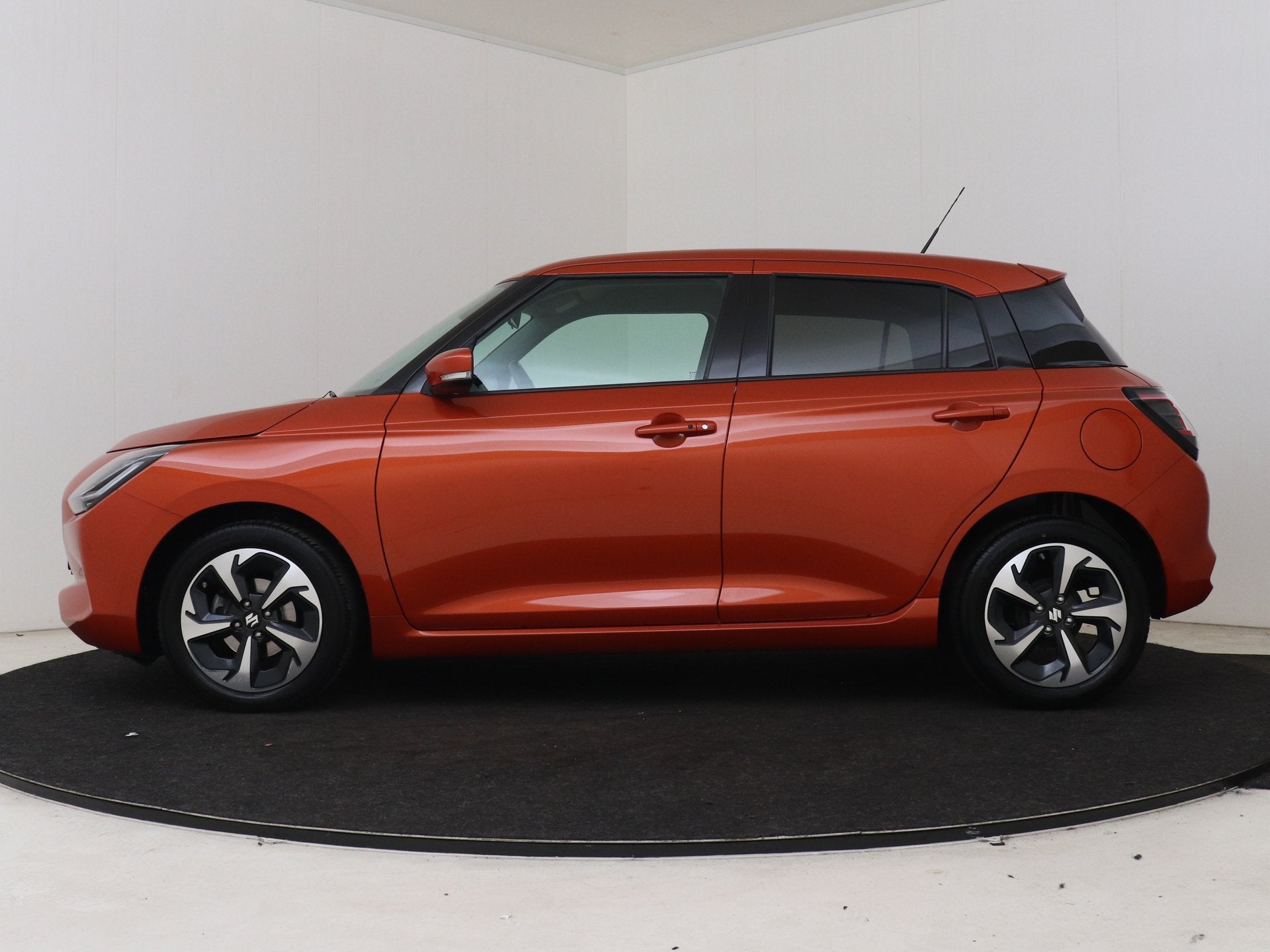 Suzuki Swift 1.2 Style Smart Hybrid | Dealer onderhouden | D, Auto's, Voorwielaandrijving, Stof, Gebruikt, Overige kleuren