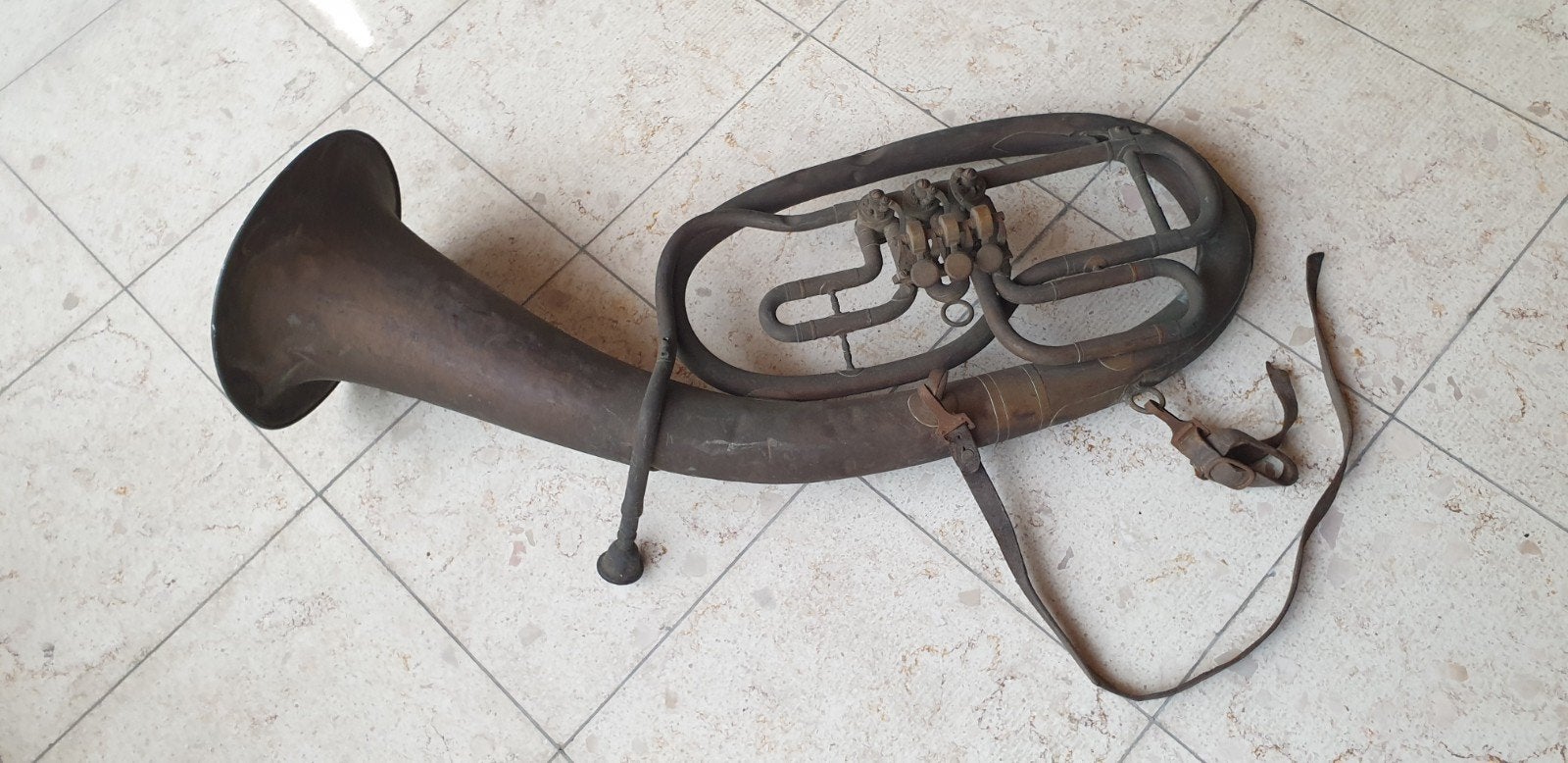 Antieke Tuba/Bariton voor Decoratie - 76 cm, Ophalen