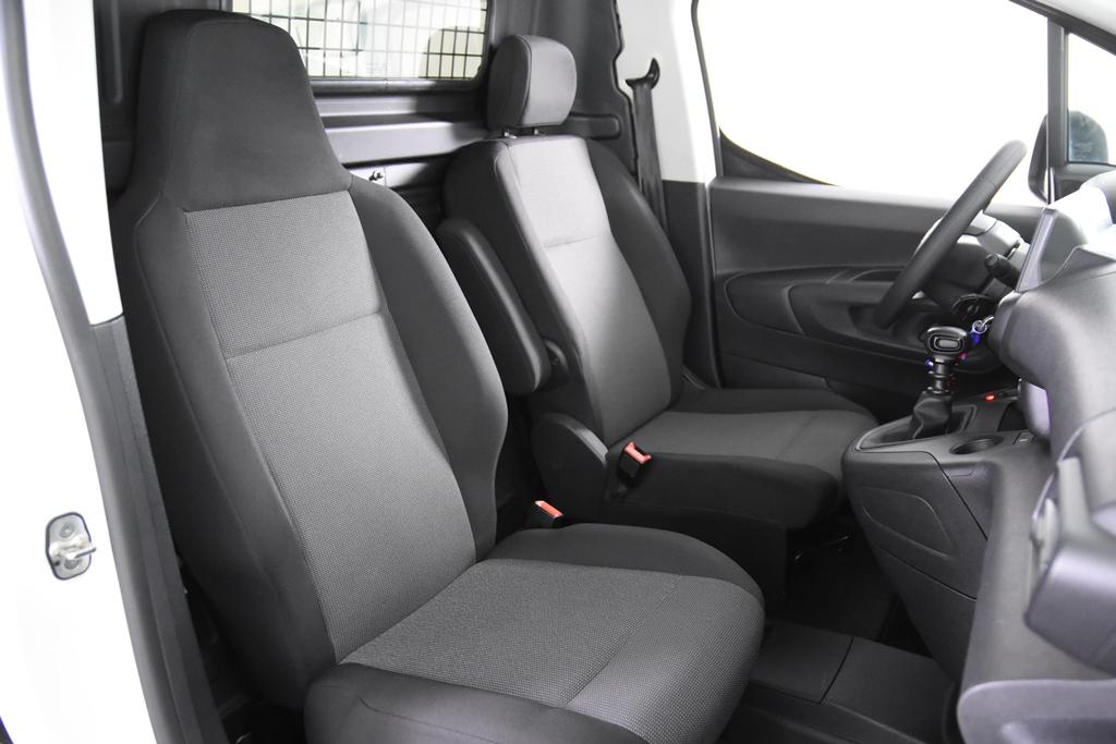 Citroën Berlingo 110 S&S L1 Benzine *1ste Eigenaar*Parkassi, Auto's, Bestelauto's, Voorwielaandrijving, Stof, Gebruikt, 1199 cc