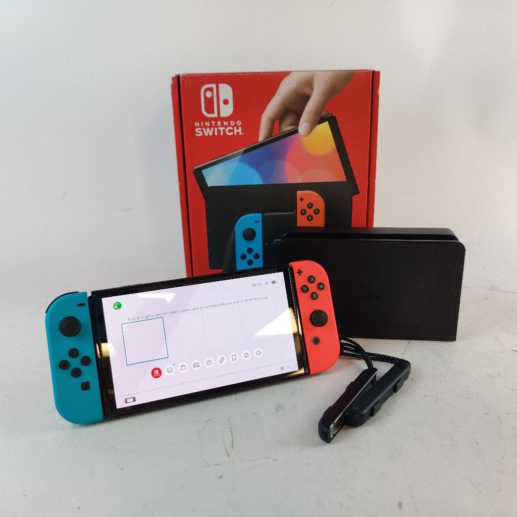 Nintendo Switch Oled 64gb in doos || Nu voor maar € 239.99, Overige genres, 1 speler, Ophalen of Verzenden, Zo goed als nieuw