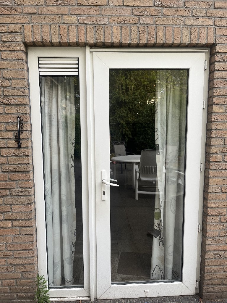 Kunststof deurkozijn ca. 208x140cm. HR dubbelglas, Kunststof, Deurkozijn, Zo goed als nieuw, 150 tot 225 cm