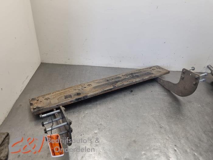 Bumperframe achter van een Volkswagen Crafter, Gebruikt, -, Volkswagen, -