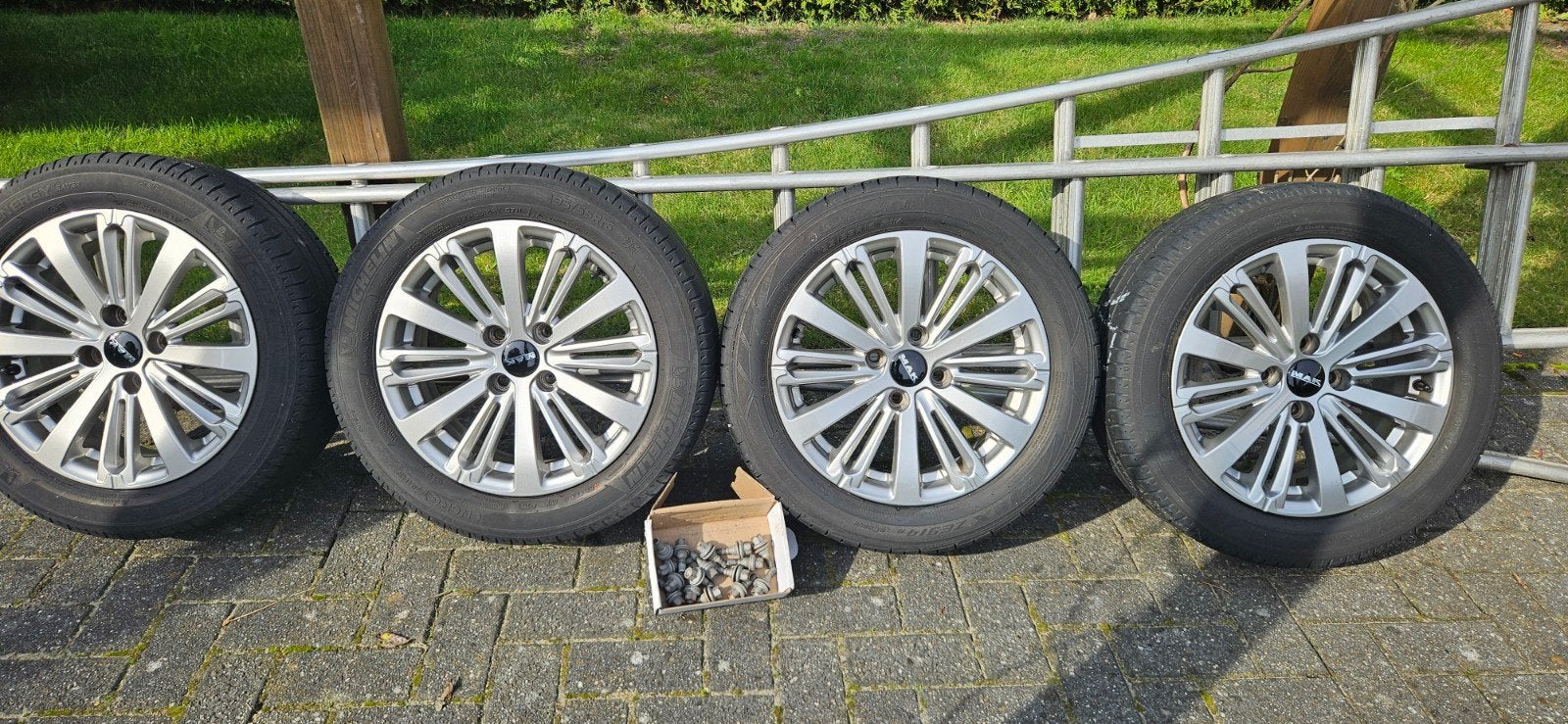4x lichtmetaal peugot 208 16 inch, Ophalen, Gebruikt, 16 inch, Band(en)