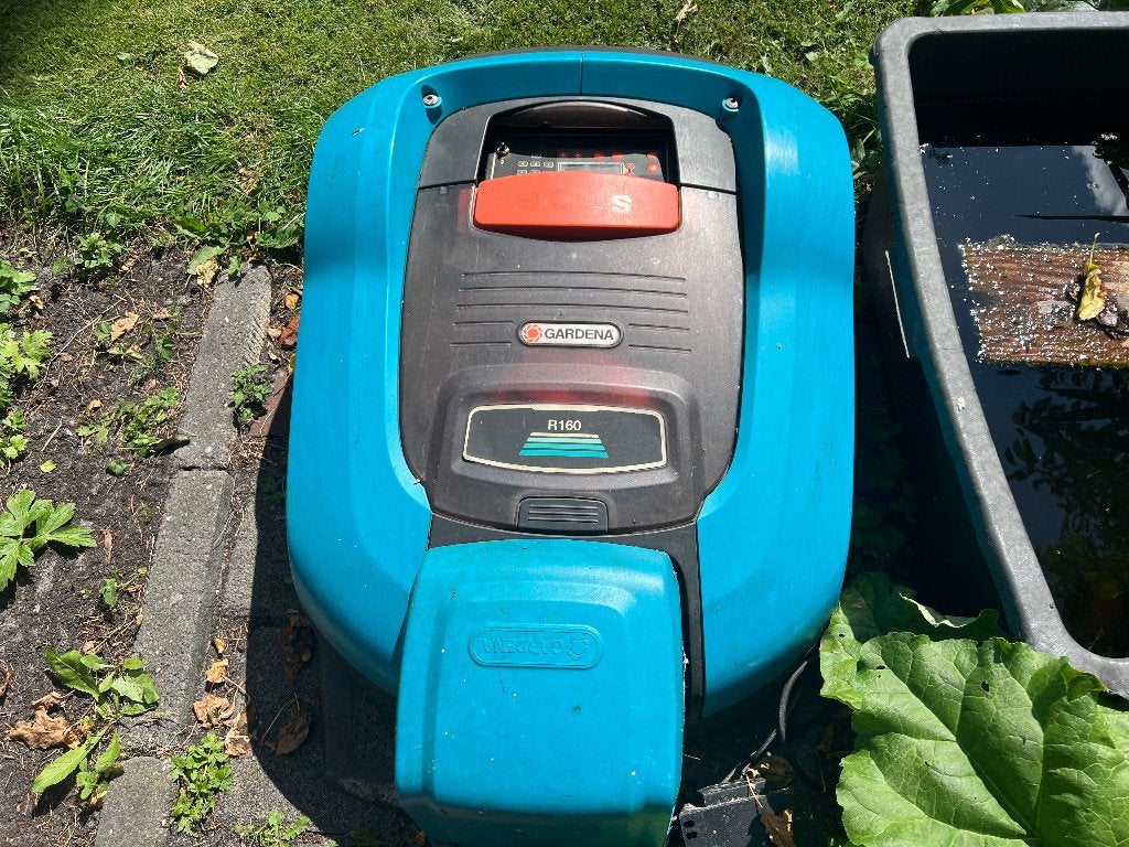 Gardena R160 robotmaaier te koop, Ophalen, Gebruikt, 20 tot 25 cm, Gardena
