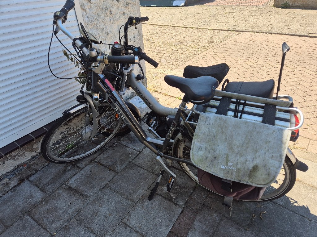 Electrische fiets . Electra kapot, Gebruikt, Versnellingen, Schijfrem, Ophalen
