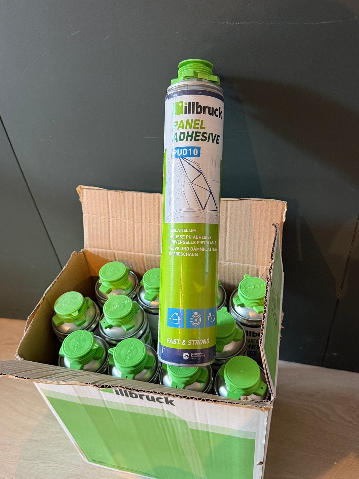 Illbruck PU010 PANEL ADHESIVE isolatielijm 750ml, Overige kleuren, Nieuw, Ophalen of Verzenden, Lak