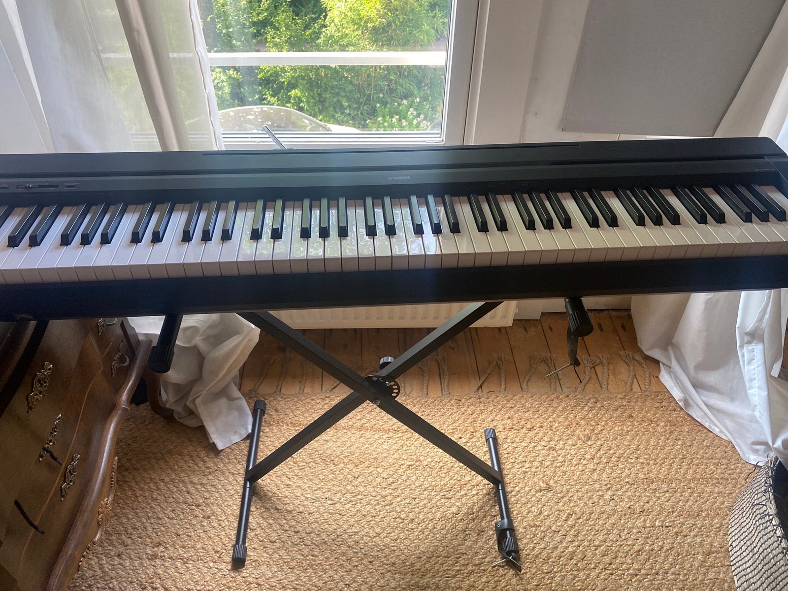 Digitale piano Yamaha P-45, Muziek en Instrumenten, Piano's, Ophalen, Zo goed als nieuw, Zwart
