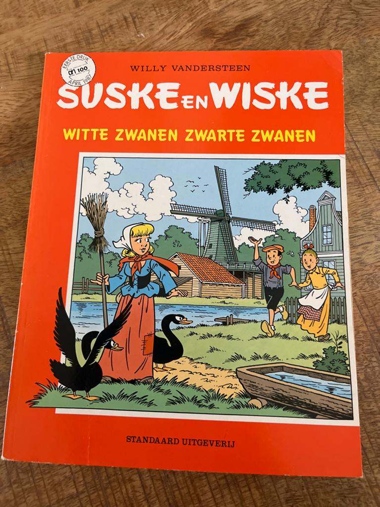 Suske en Wiske: Witte Zwanen Zwarte Zwanen (Eerste Druk), Boeken, Eén stripboek, Ophalen of Verzenden, Gelezen