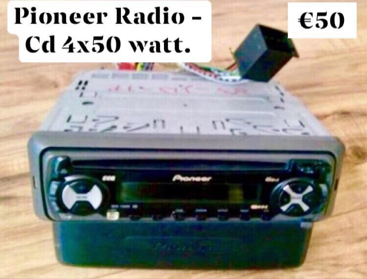 pioneer radio Cd speler 4x50 watt, Ophalen, Zo goed als nieuw