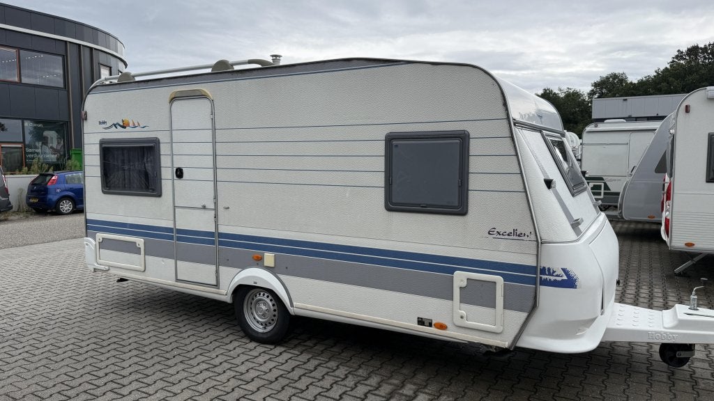 Hobby Excellent 460 UFE bouwjaar 2000 met voortent, Caravans en Kamperen, Schokbreker, Rondzit, Hobby, Bedrijf