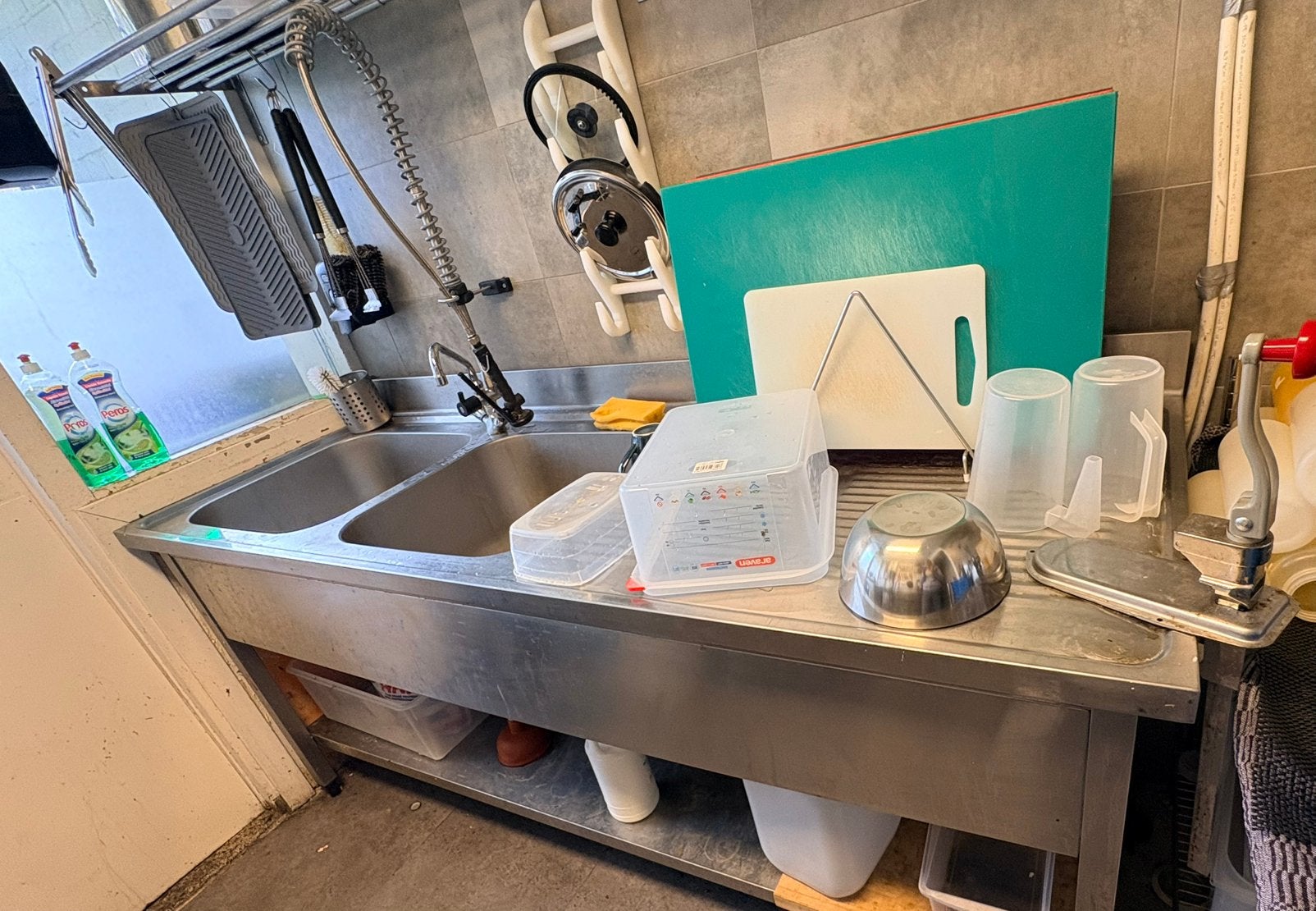 Horeca spoeltafel met kraan, Huis en Inrichting, Ophalen of Verzenden