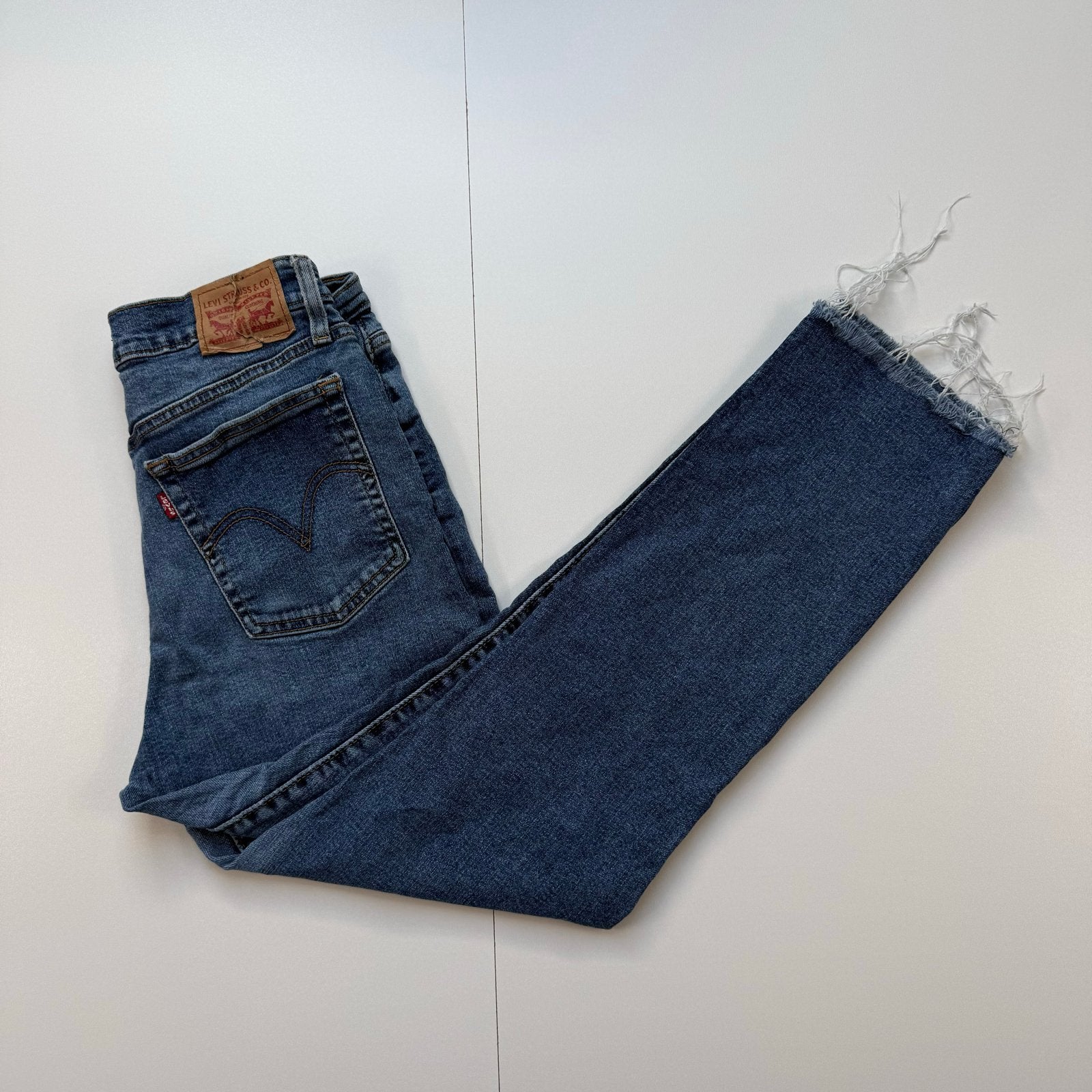 Levi's Wedgie Straight jeans - Maat 30, Maat 38/40 (M), Blauw, Ophalen of Verzenden, Zo goed als nieuw