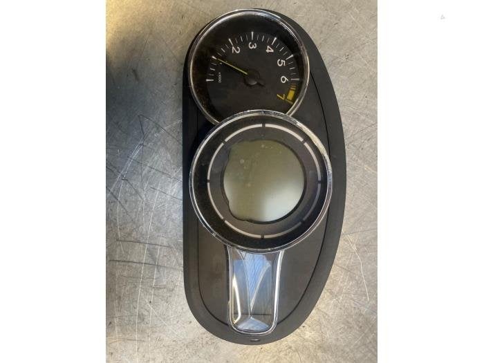 Instrumentenpaneel van een Renault Megane, Gebruikt, -, Renault, -
