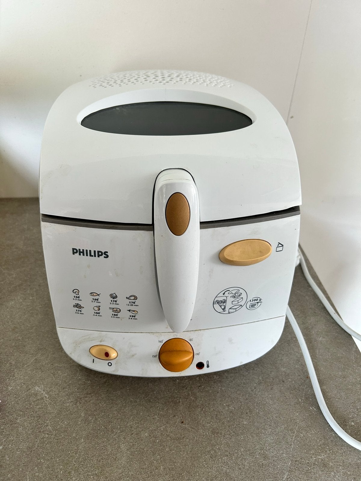 Philips Friteuse - Compact en Gebruiksvriendelijk, Witgoed en Apparatuur, Frituurpannen, 2 tot 3 liter, Ophalen, Gebruikt, Uitneembare binnenpan