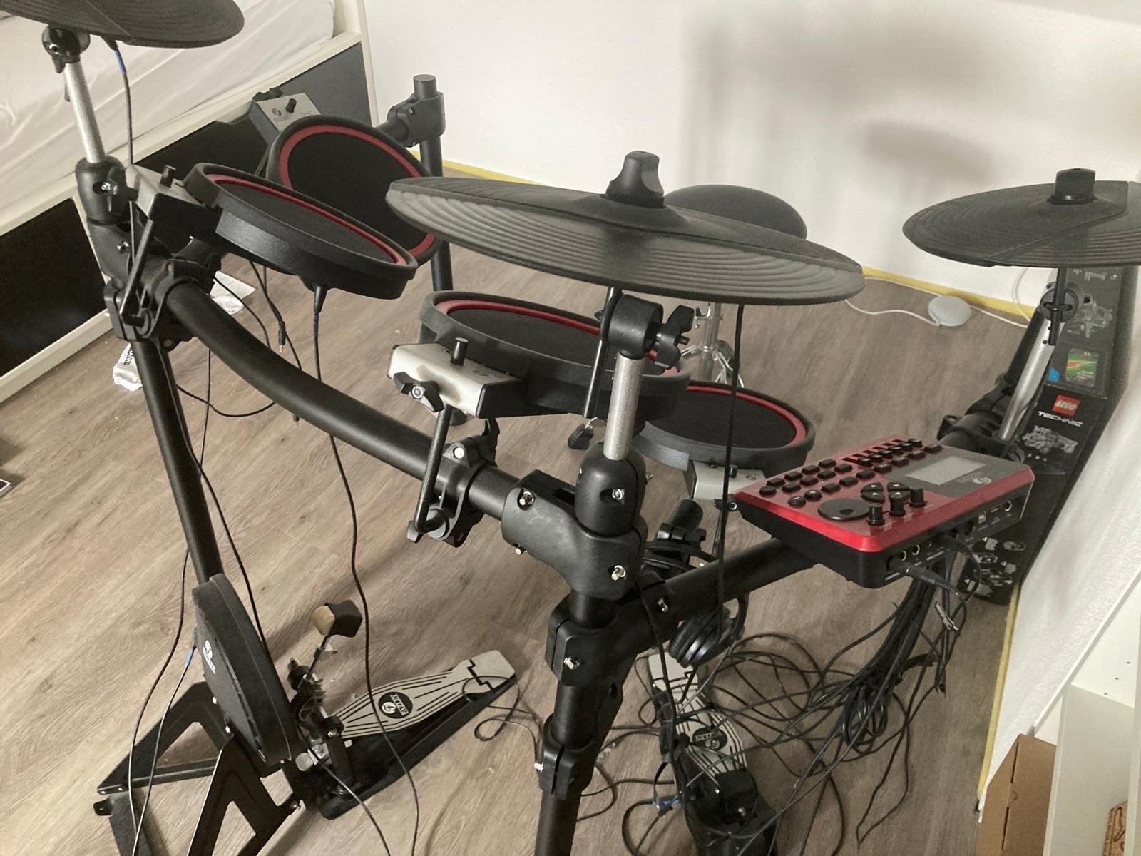 Fazley Elektronisch Drumstel - Compleet met Kruk, Ophalen, Zo goed als nieuw, Overige merken, Elektronisch