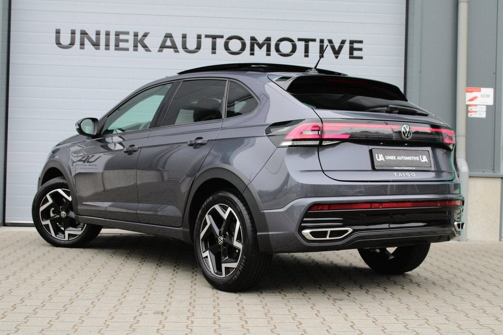 Volkswagen Taigo 1.0 TSI 116 PK | R LINE | PANO | CARPLAY |, Auto's, Voorwielaandrijving, Stof, Gebruikt, Zwart