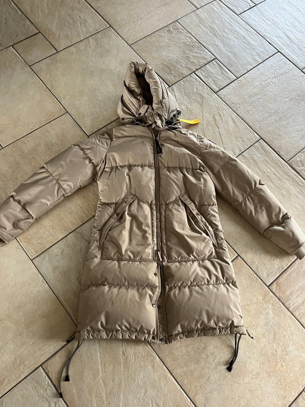 Parajumpers jas beige maat L, Kleding | Dames, Ophalen of Verzenden, Gedragen, Maat 42/44 (L), Beige