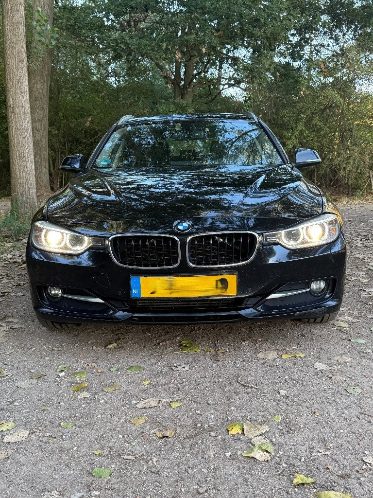 BMW 3-Serie 2.0 D 320EDE Touring AUT 2013 Zwart, Auto's, Automaat, 745 kg, Achterwielaandrijving, 1995 cc