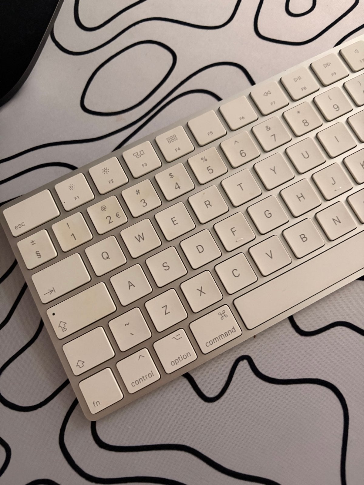 Apple Magic Keyboard (QWERTZ) - Zo goed als nieuw, Computers en Software, Ophalen of Verzenden, Qwertz, Zo goed als nieuw, Draadloos