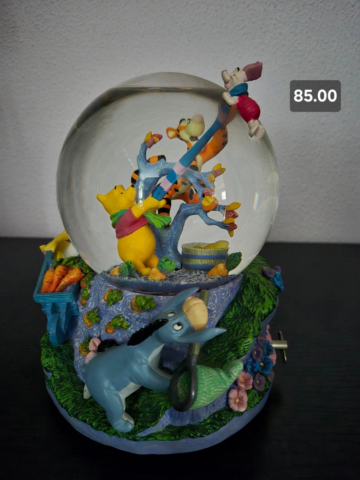 Winnie de Poeh Sneeuwbol met Tigger, Iejoor en Knorretje, Ophalen of Verzenden, Winnie de Poeh of vrienden, Zo goed als nieuw