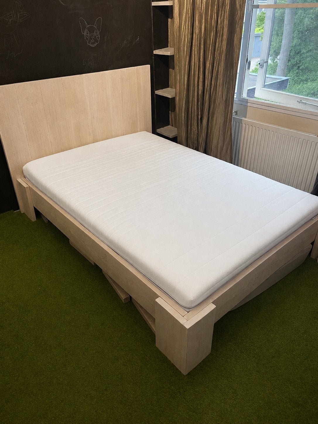 2 persoons bed 140x200, Huis en Inrichting, Slaapkamer | Bedden, Wit, Zo goed als nieuw, Twijfelaar, 200 cm