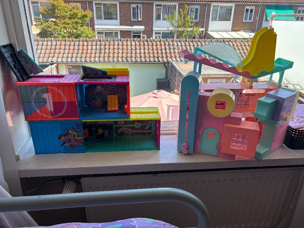 LOL speelgoed, Ophalen, Zo goed als nieuw, Poppenhuis