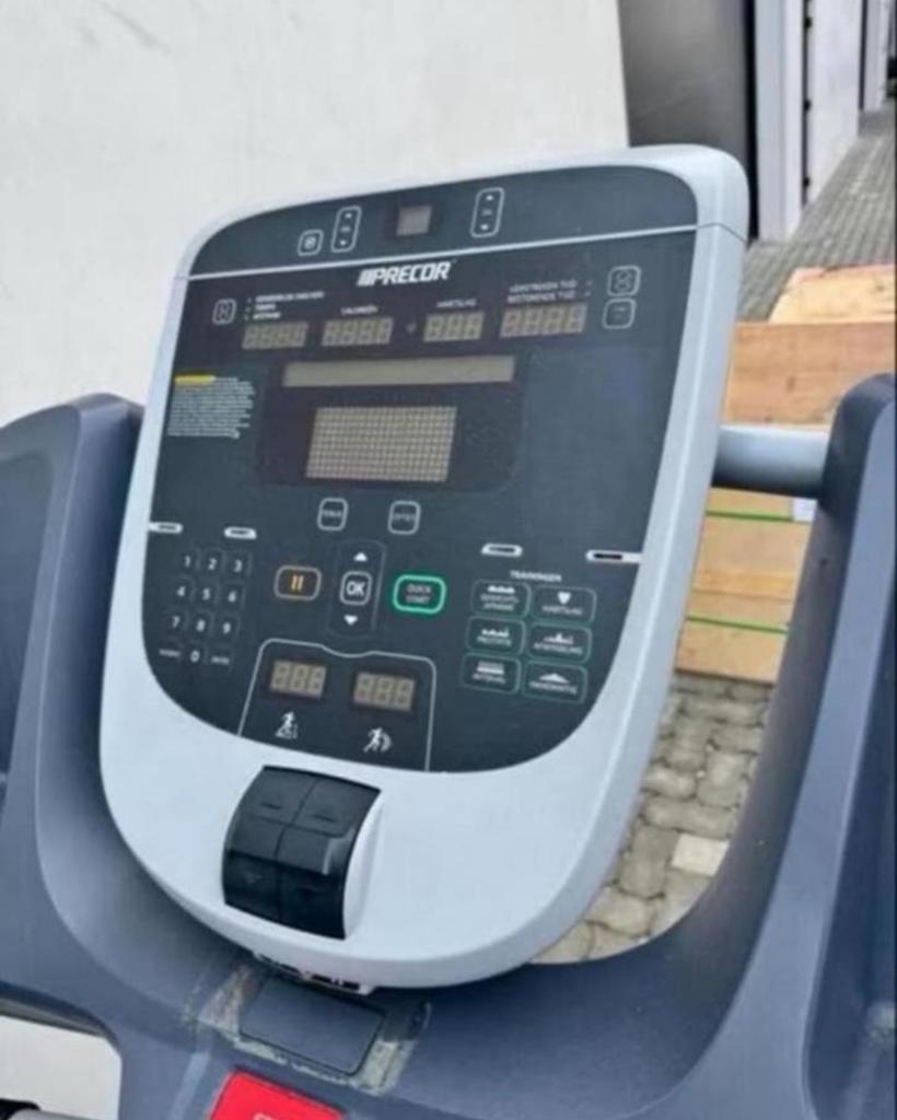 Precor loopband en home trainer ( fiets ), Sport en Fitness, Fitnessmaterialen, Ophalen