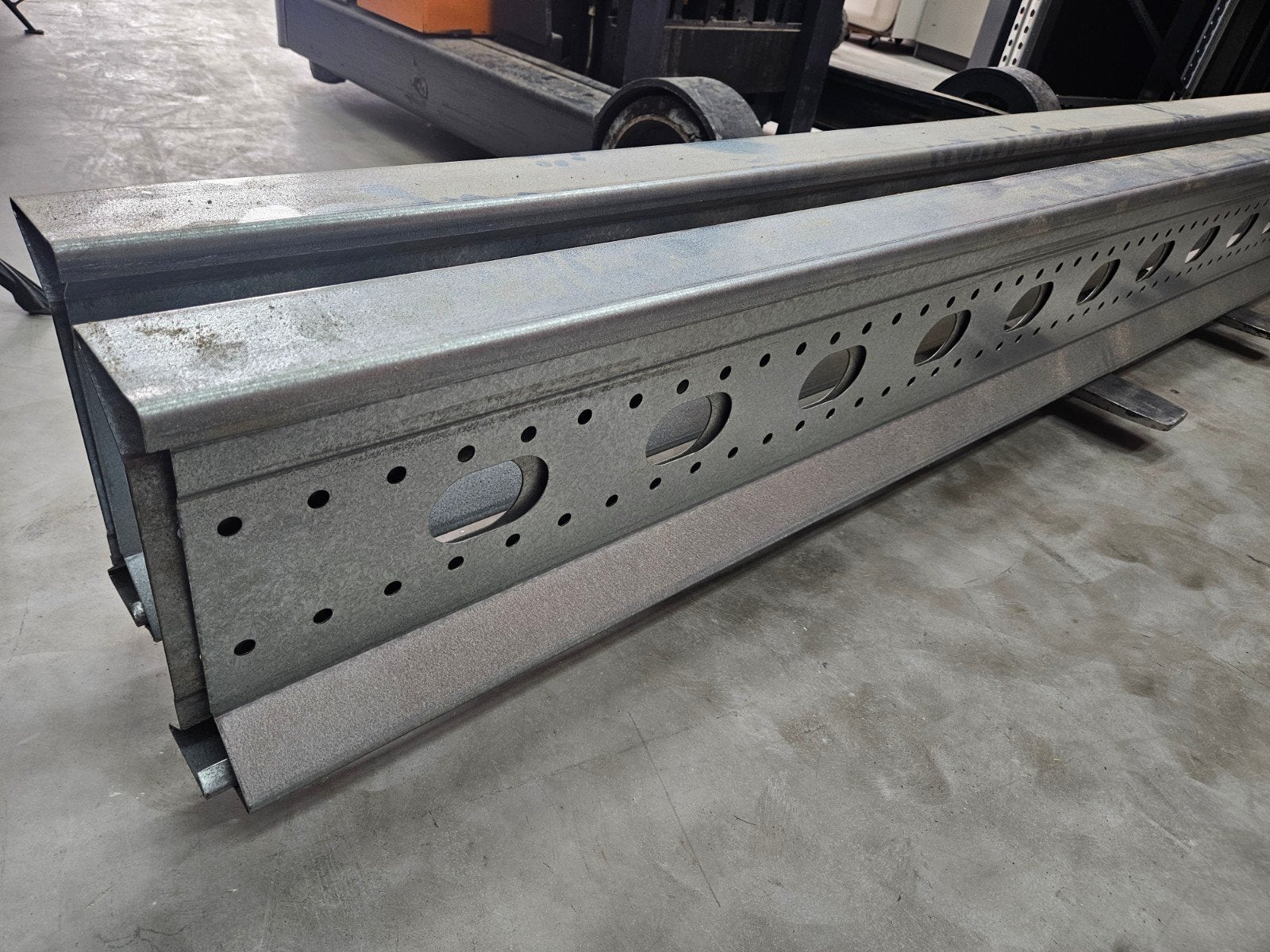 Nieuwe Sigma profielen, ca 3m, voor entresolvloer (4 stuks), Ophalen