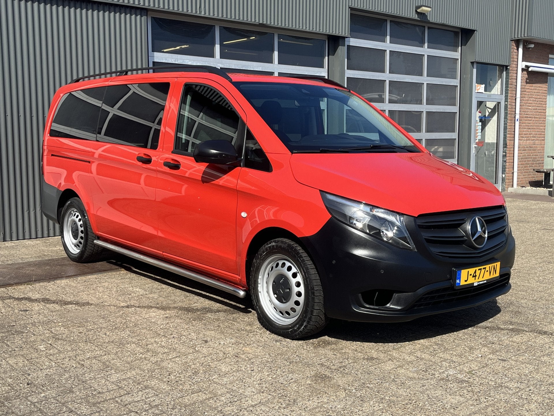 Mercedes-Benz Vito Tourer 119 CDI 190pk 4x4 4 matic Lang 8 p, Auto's, Automaat, Gebruikt, 2000 kg, Origineel Nederlands