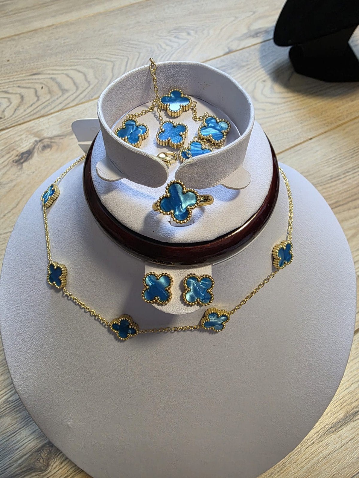 Van Cleef Stijl Sieradenset: Ketting,Oorbellen, Armband, Ri, Ophalen of Verzenden, Nieuw, Blauw, Overige materialen