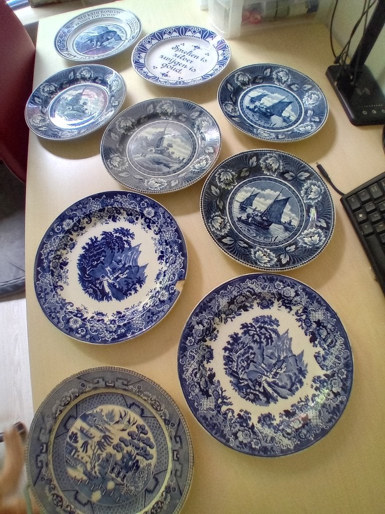 7 blauwwitte borden Maastricht, Antiek en Kunst, Ophalen