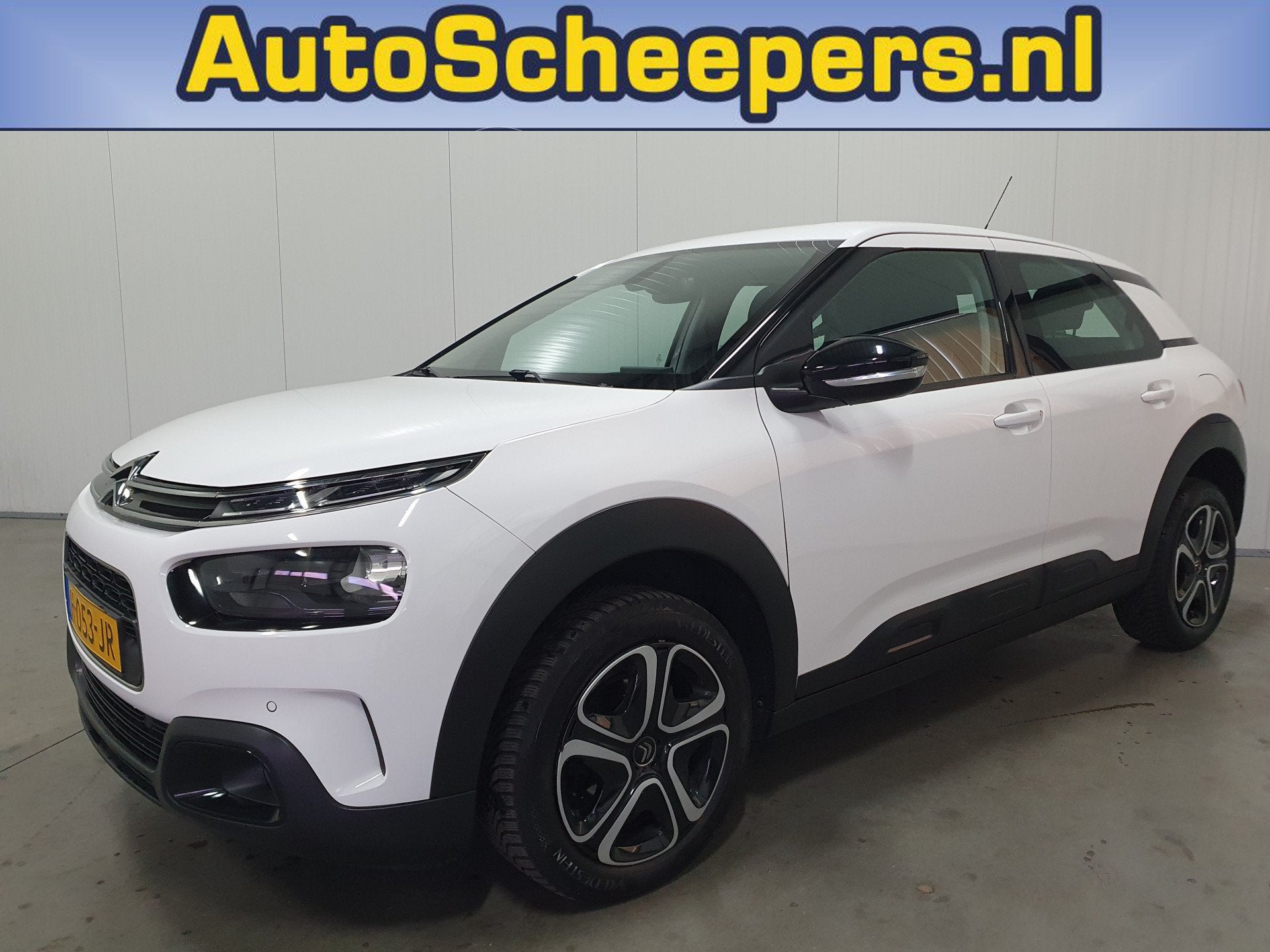 Citroën C4 Cactus 1.2 PureTech Business NAVI/PDC/CRUISE/LMV, Auto's, Voorwielaandrijving, Stof, Gebruikt, Euro 6
