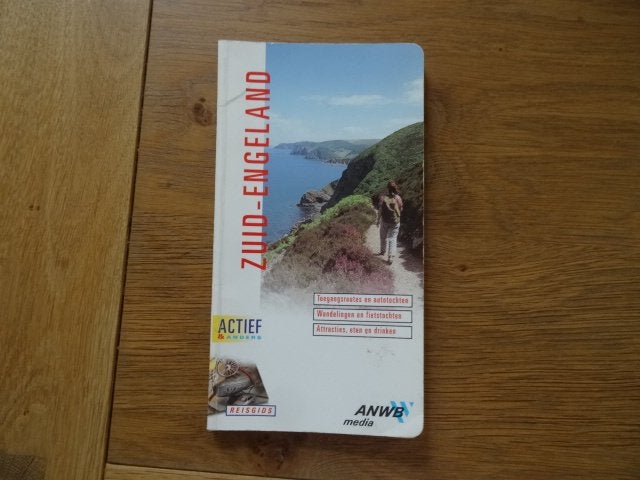 anwb actief reisgids Zuid Engeland/ incl wandel-fietsroutes, Boeken, Reisgidsen, Gelezen, Fiets- of Wandelgids, Europa, Ophalen of Verzenden