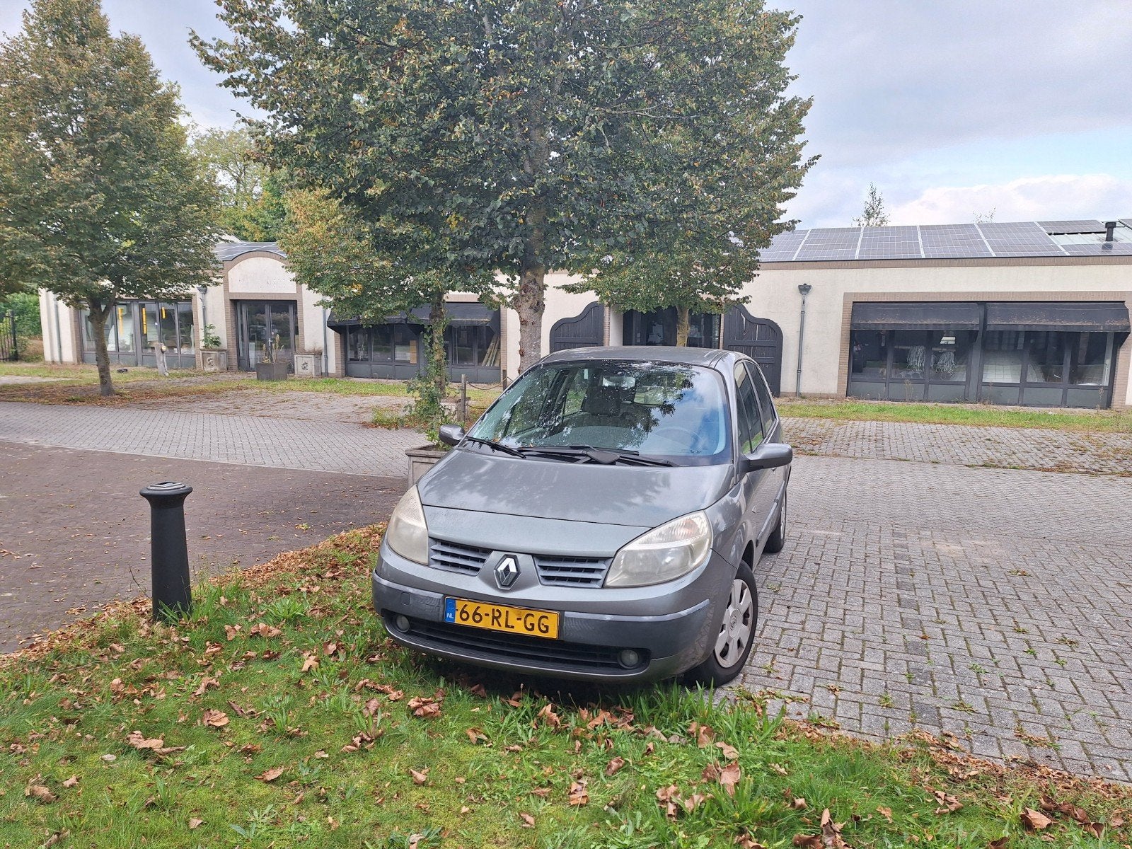 Renault Scénic 1.6 16V 83KW Autbas Euro3 2005 Grijs, Auto's, Voorwielaandrijving, 1295 kg, 4 cilinders, 14 km/l