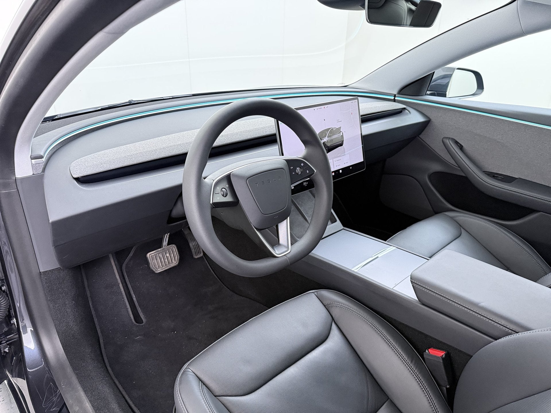 Tesla Model 3 RWD *FULL SELF DRIVING € 99,- p/m* Highland, Automaat, 513 km, Achterwielaandrijving, Gebruikt