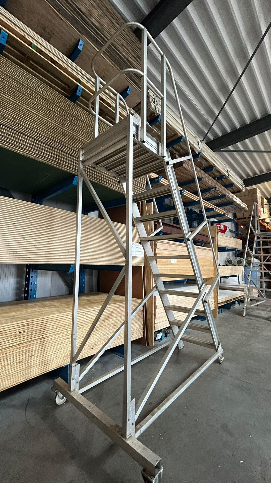 2x Professionele aluminium bordestrappen magazijntrap 240 cm, Ophalen, 2 tot 5 meter, Trap, Rolsteiger of Kamersteiger