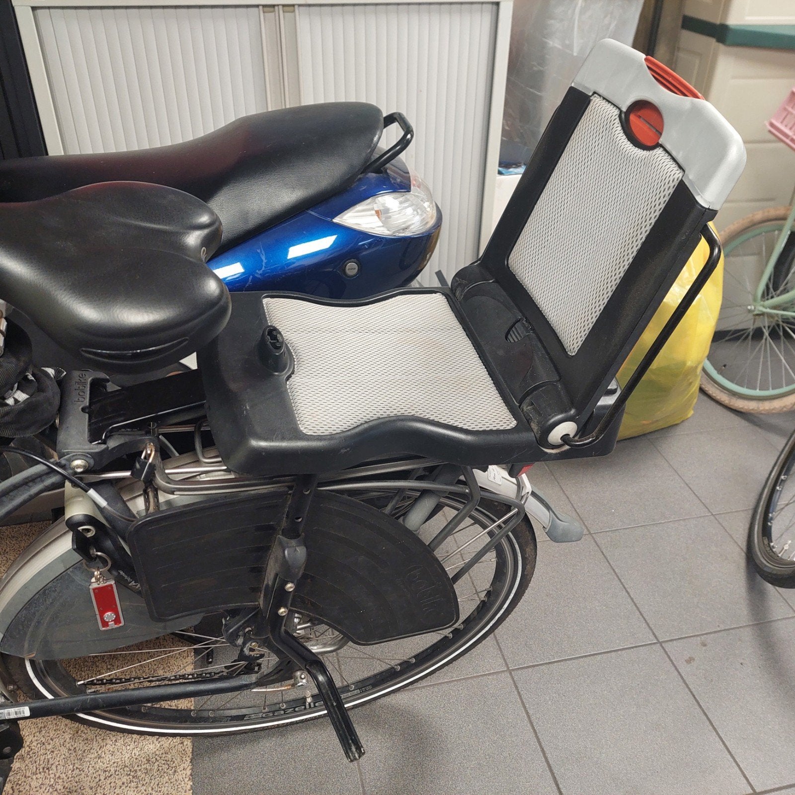 2 bobike  junior fiets stoeltjes, Ophalen, Gebruikt