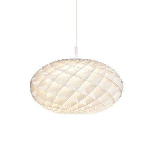 Te koop: Louis Poulsen Patera Oval 500 Hanglamp, Huis en Inrichting, Lampen | Hanglampen, Ophalen, Zo goed als nieuw, Kunststof