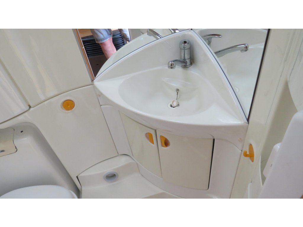 Foto 14 van KNAUS SUDWIND 550 TKM BJ 2001 NU €6999