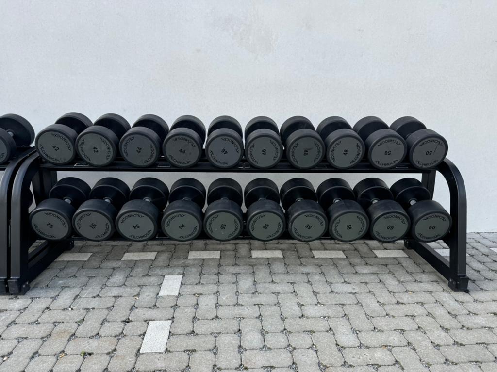 Technogym Dumbells 4-40kg nieuwste model als nieuw!!, Sport en Fitness, Fitnessmaterialen, Ophalen, Zo goed als nieuw, Dumbbell